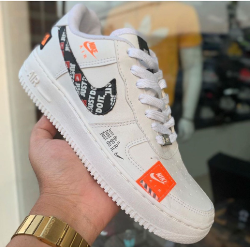 TÊNIS NIKE AIR FORCE "JUST DO IT"